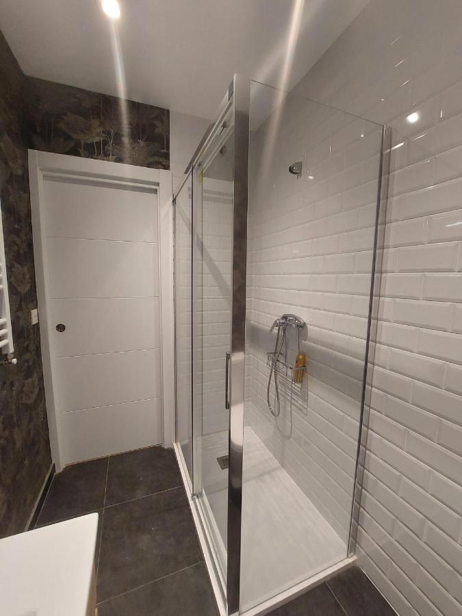 Habitacion En Apartamento Con Zonas Comunes Compartida H2 بلباو المظهر الخارجي الصورة